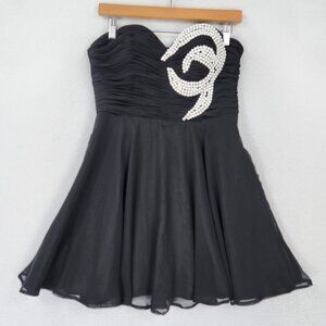 Opulence England Dress Women 6 Black Strapless Flare Beaded Mini Formal Cocktail